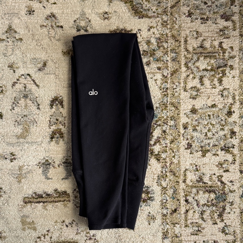 Alo Black Leggings